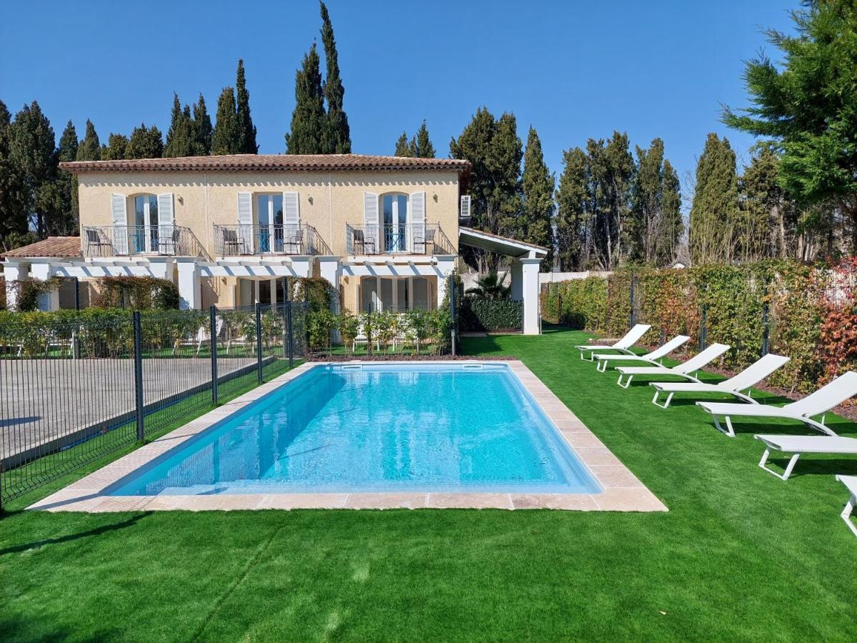 Le Clos De Saint Aygulf Exterior photo